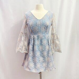 Vintage blue bell sleeve dress with lace overlay - fits like a Medium